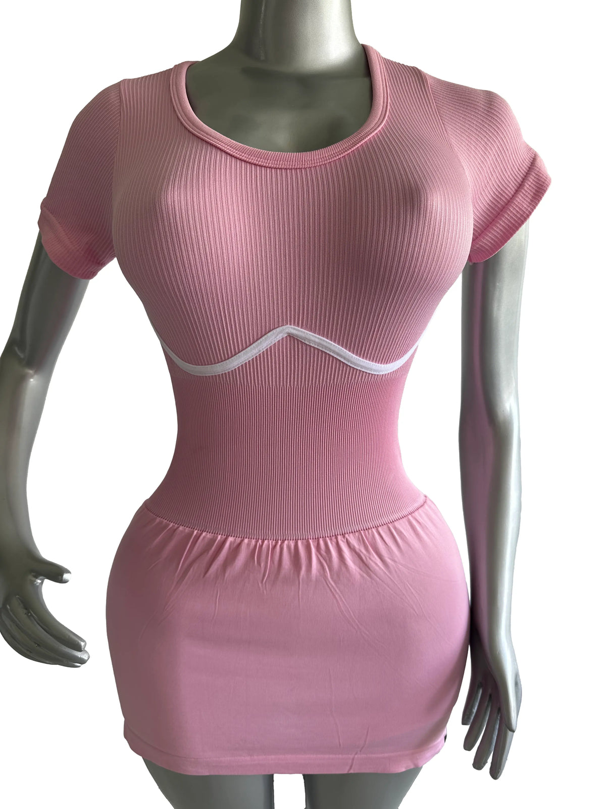 ENTERIZO DEPORTIVO MANGA CORTA Y FALDA