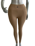 ENTERIZO DEPORTIVO TOP SIN MANGAS Y LEGGINS