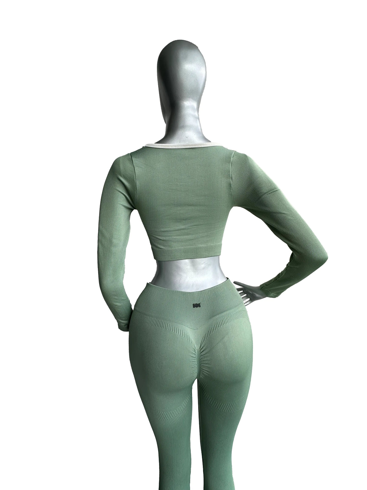 SET CONUNTO DEPORTIVO TOP MANGA LARGA Y LEGGINS