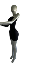 ENTERIZO DEPORTIVO DE SHORT Y UNA MANGA LARGA