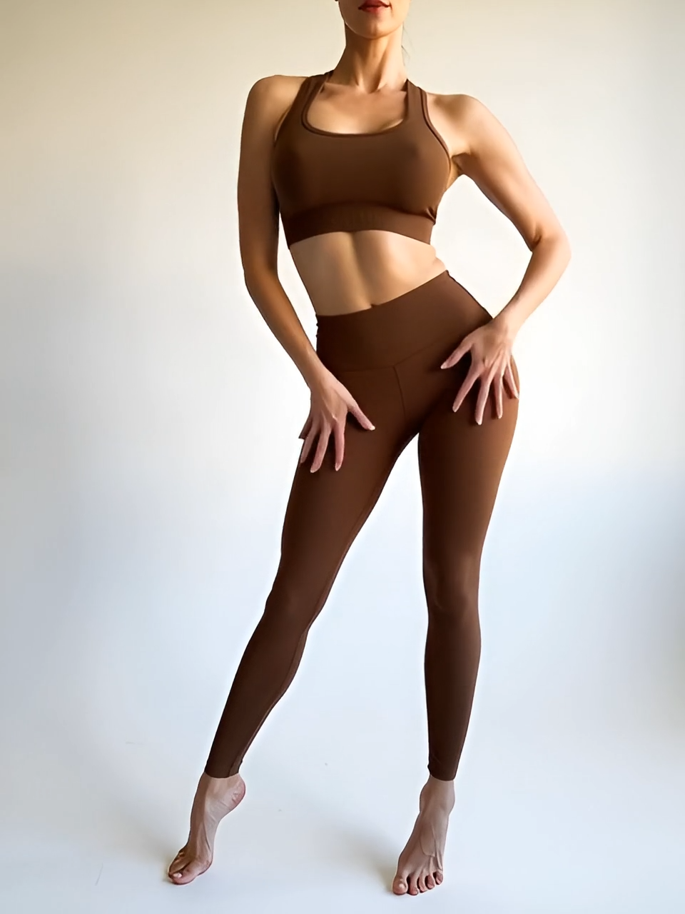 ENTERIZO DEPORTIVO TOP SIN MANGAS Y LEGGINS