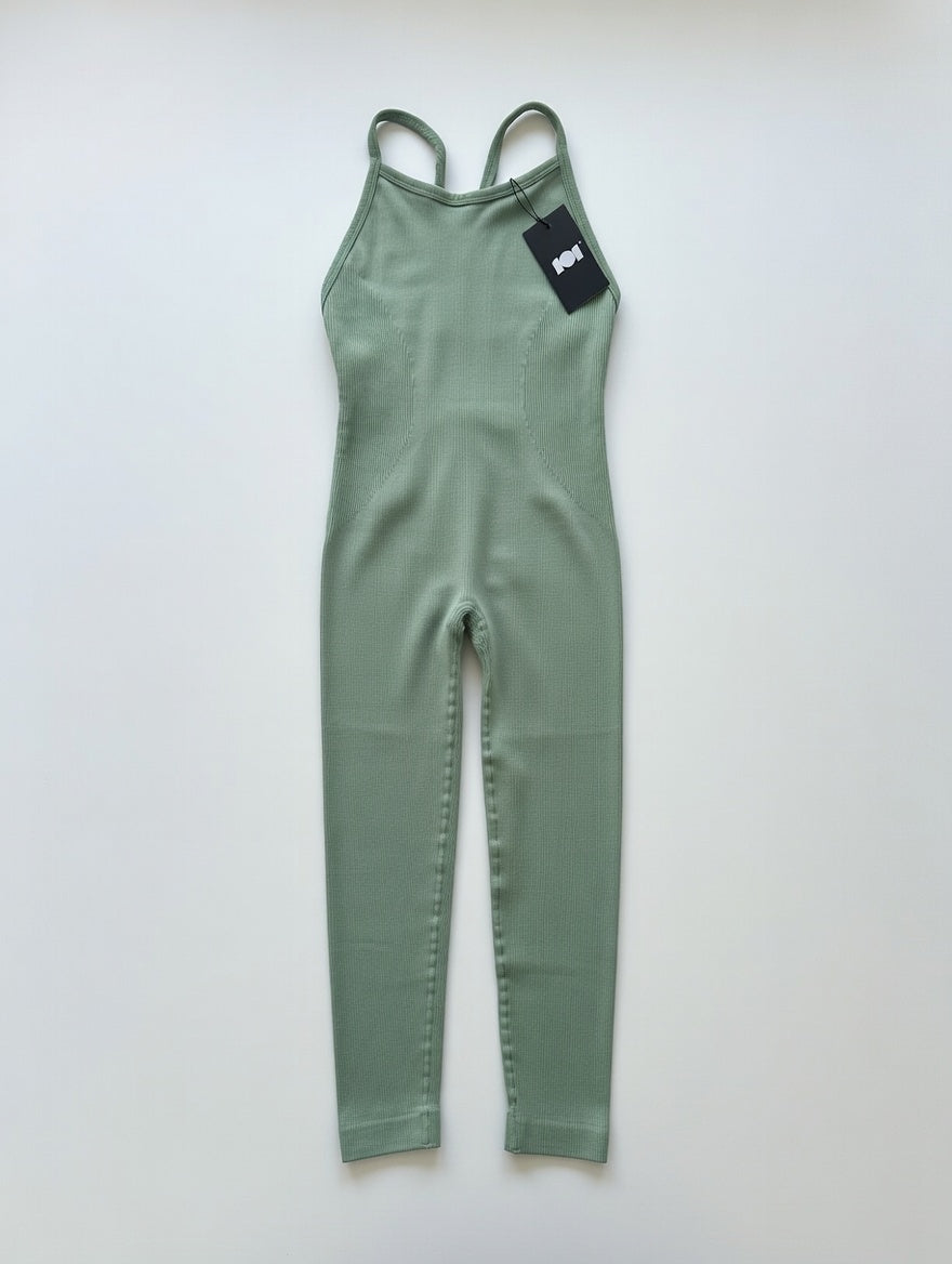 ENTERIZO DEPORTIVO CON LEGGINS SIN MANGAS