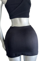 SET CONJUNTO DEPORTIVO TOP SIN MANGAS Y FALDA