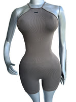 ENTERIZO DEPORTIVO SIN MANGAS Y SHORT