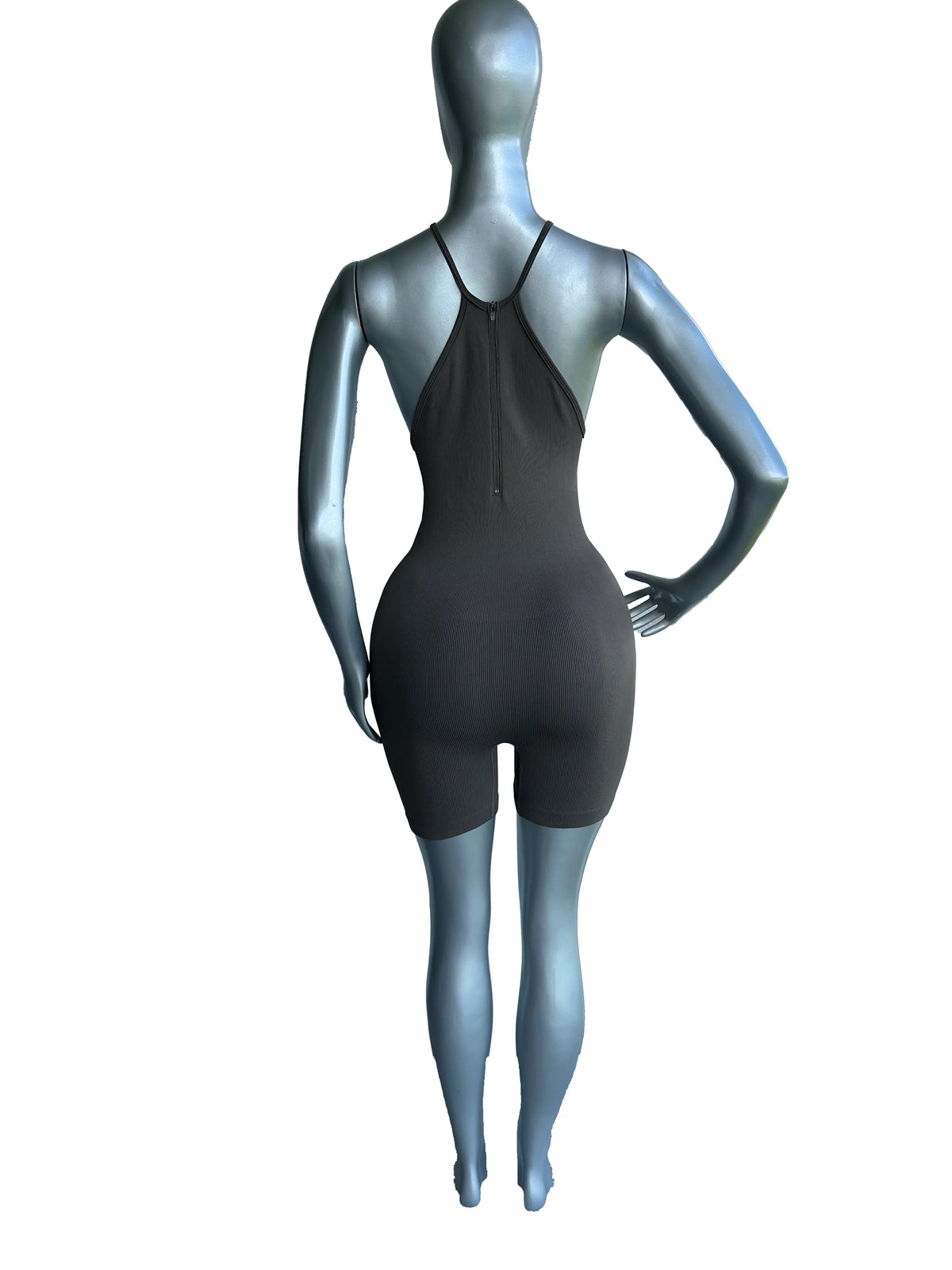 ENTERIZO DEPORTIVO SIN MANGAS Y SHORT