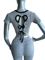 SET CONJUNTO DEPORTIVO TOP MANGA CORTA Y SHORT