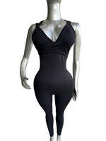 ENTERIZO DEPORTIVO SIN MANGAS Y LEGGINS