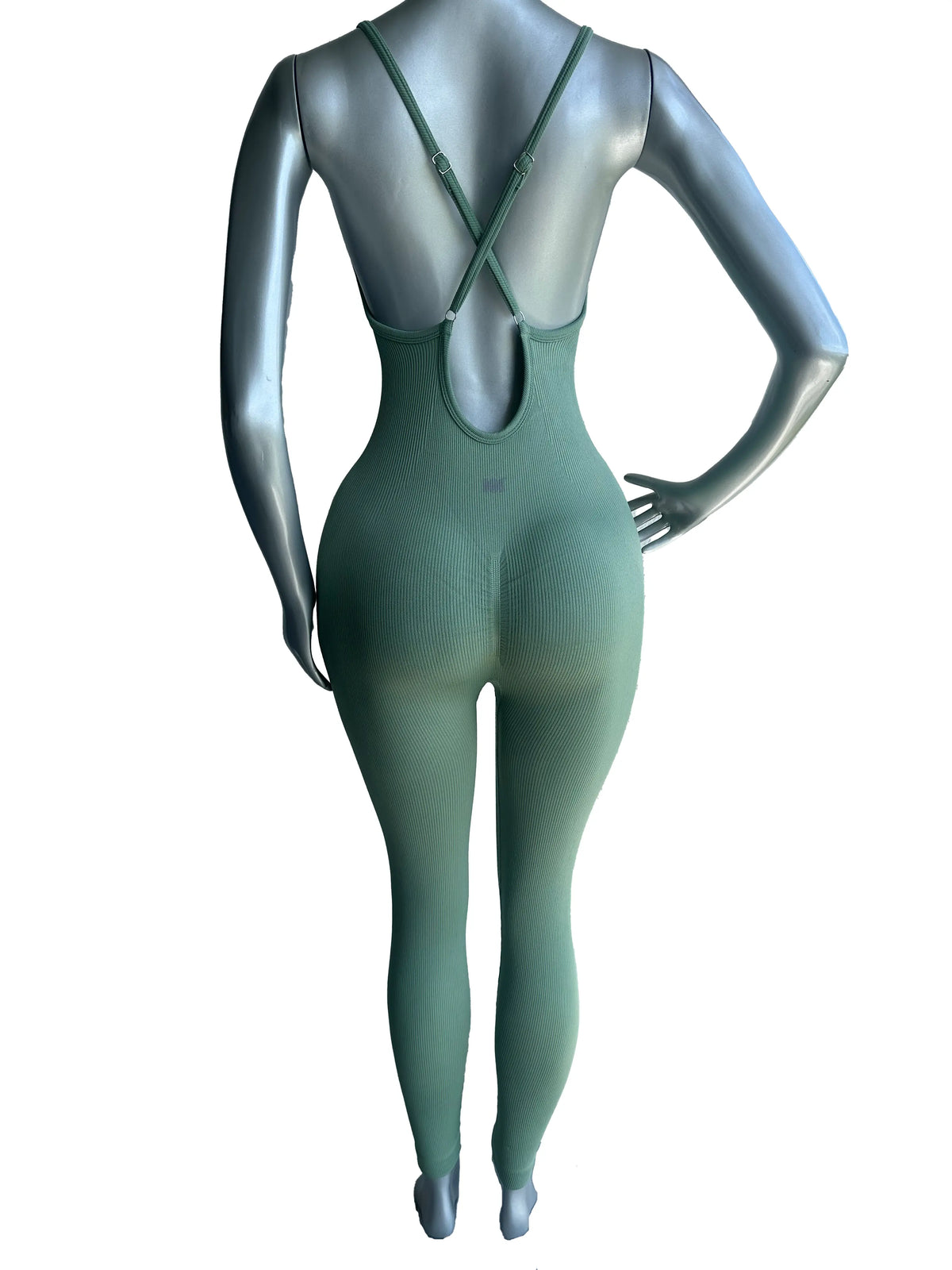 ENTERIZO DEPORTIVO CON LEGGINS SIN MANGAS