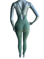 ENTERIZO DEPORTIVO CON LEGGINS SIN MANGAS