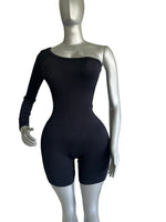 ENTERIZO DEPORTIVO DE SHORT Y UNA MANGA LARGA